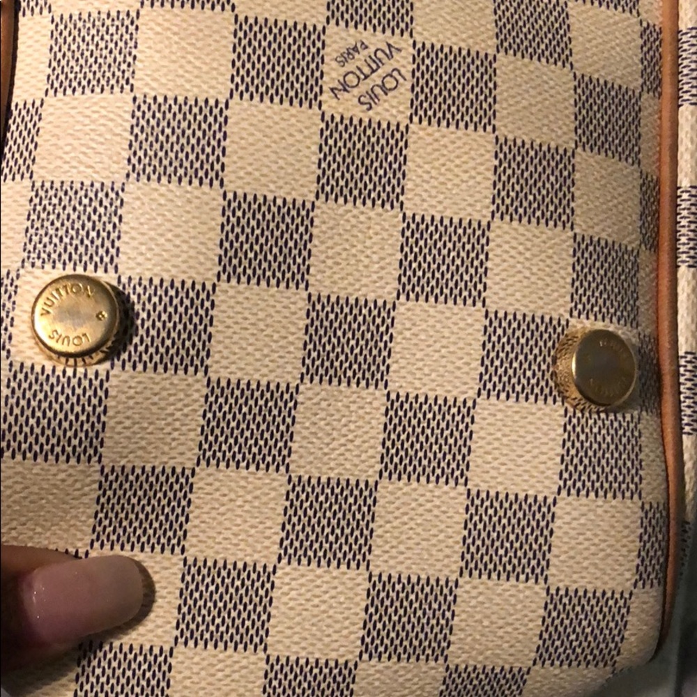 Handbag - Picture 8 of 8